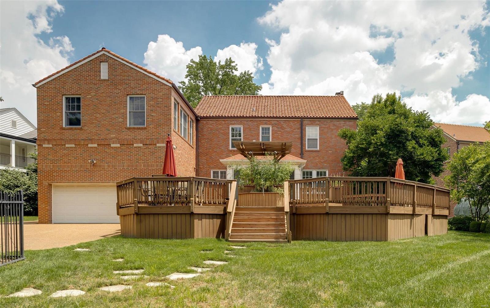 Lake Forest - Residential