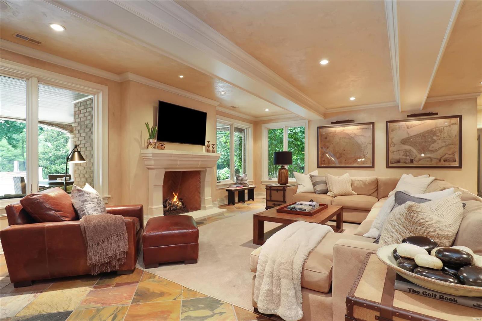 Twin Spgs Estates 4 - Residential