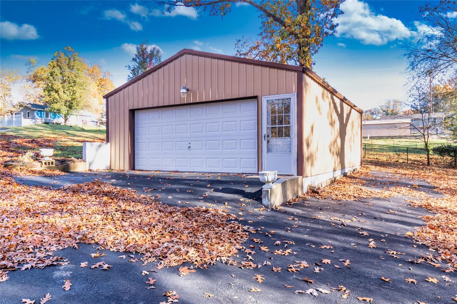 Pevely, Missouri 63070, United States, 3 Bedrooms Bedrooms, ,1 BathroomBathrooms,Residential,Pending,34571