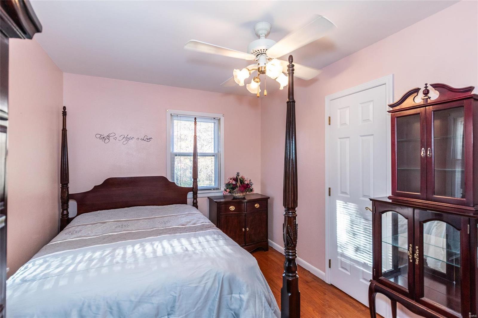 Pevely, Missouri 63070, United States, 3 Bedrooms Bedrooms, ,1 BathroomBathrooms,Residential,Pending,34571