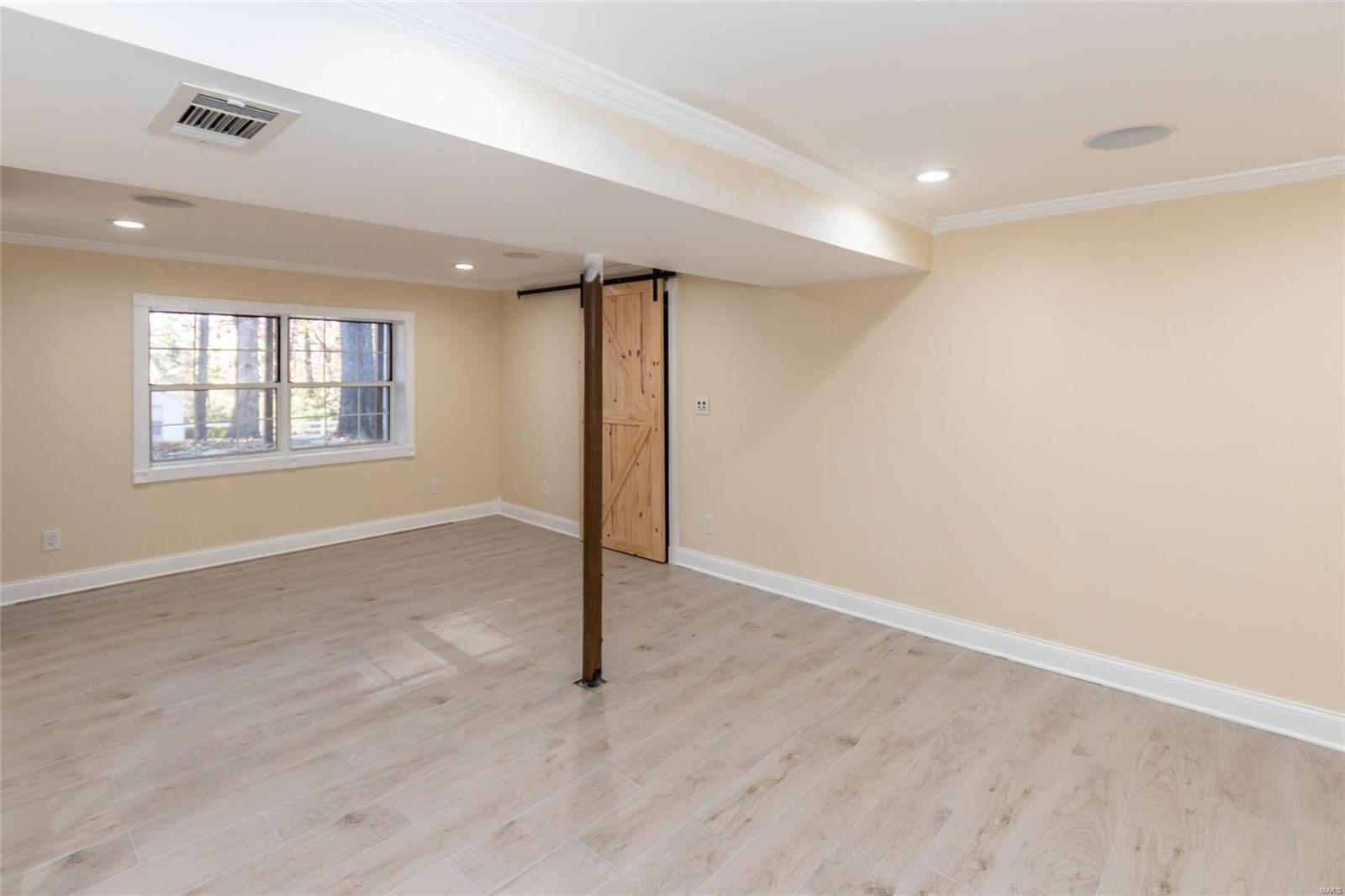 Pevely, Missouri 63070, United States, 3 Bedrooms Bedrooms, ,1 BathroomBathrooms,Residential,Pending,34571