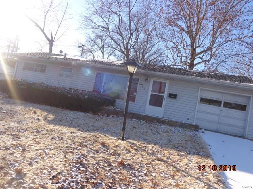 3 bedroom 1 bath 1 car garage.  Great for investor.  Property being sold in "AS IS" condition.  Cash.