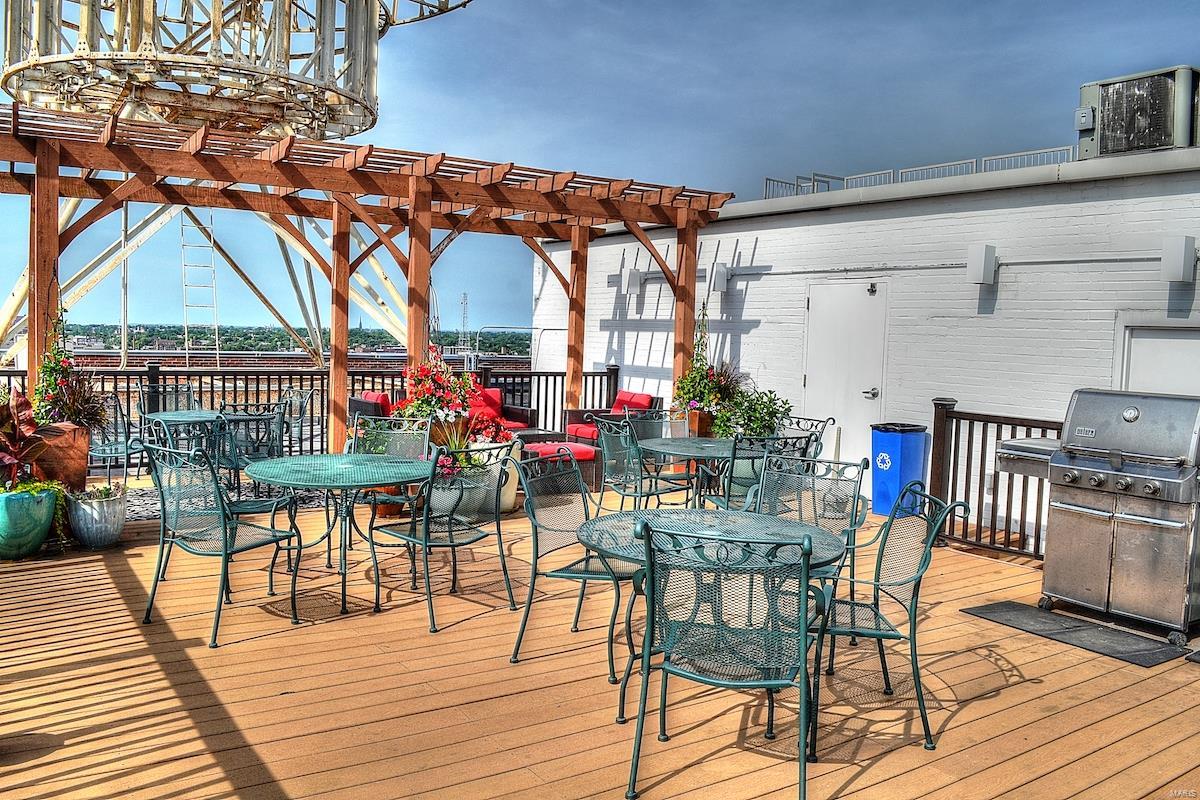 Terra Cotta Lofts Condo - Residential Lease