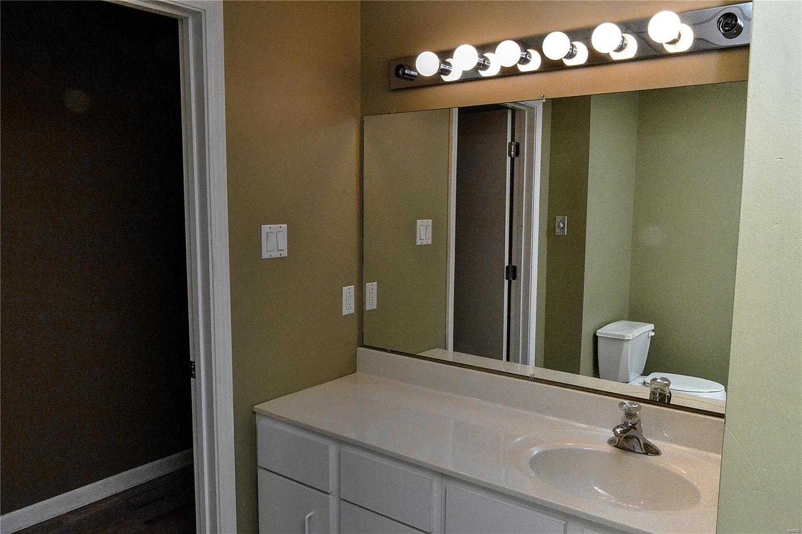 Terra Cotta Lofts Condo - Residential Lease