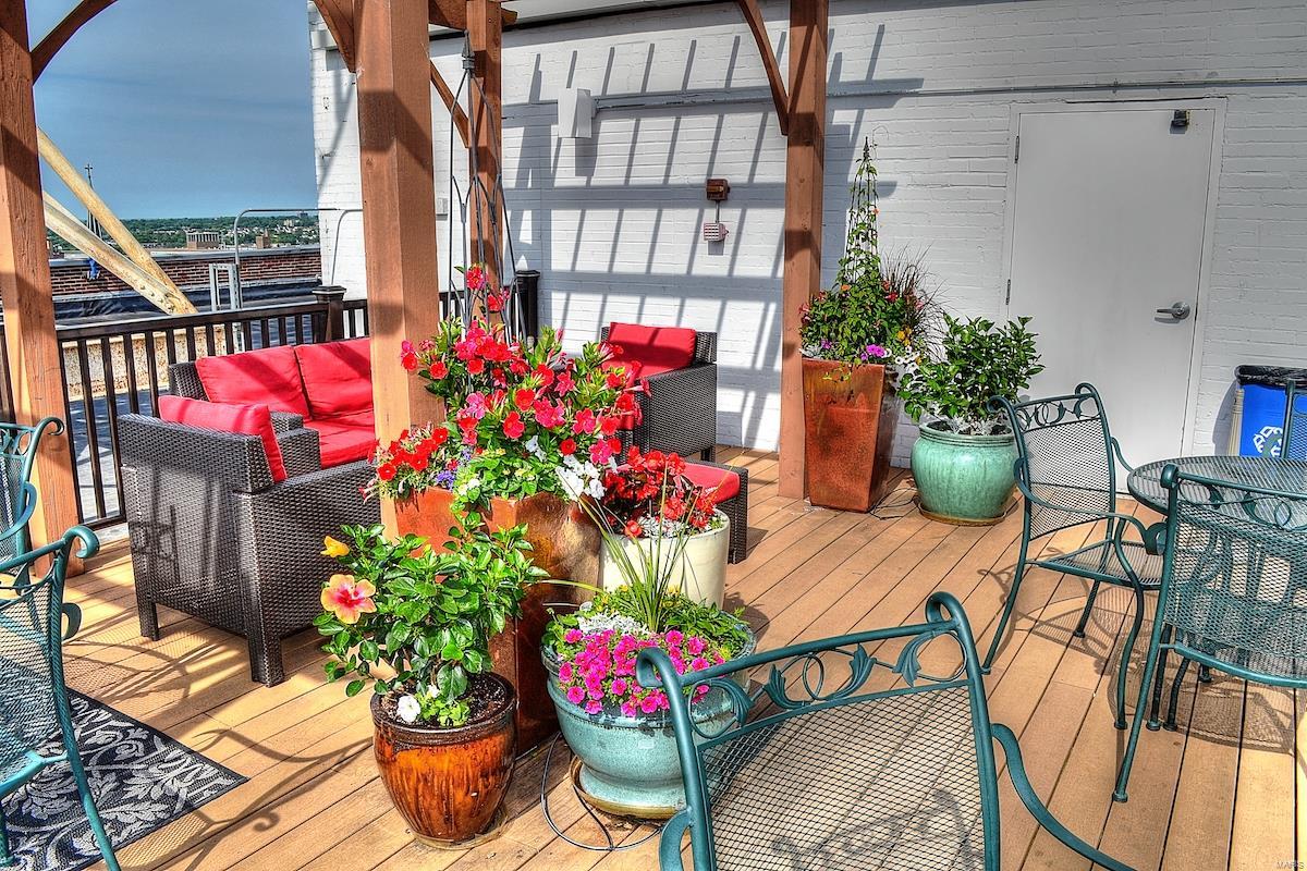 Terra Cotta Lofts Condo - Residential Lease