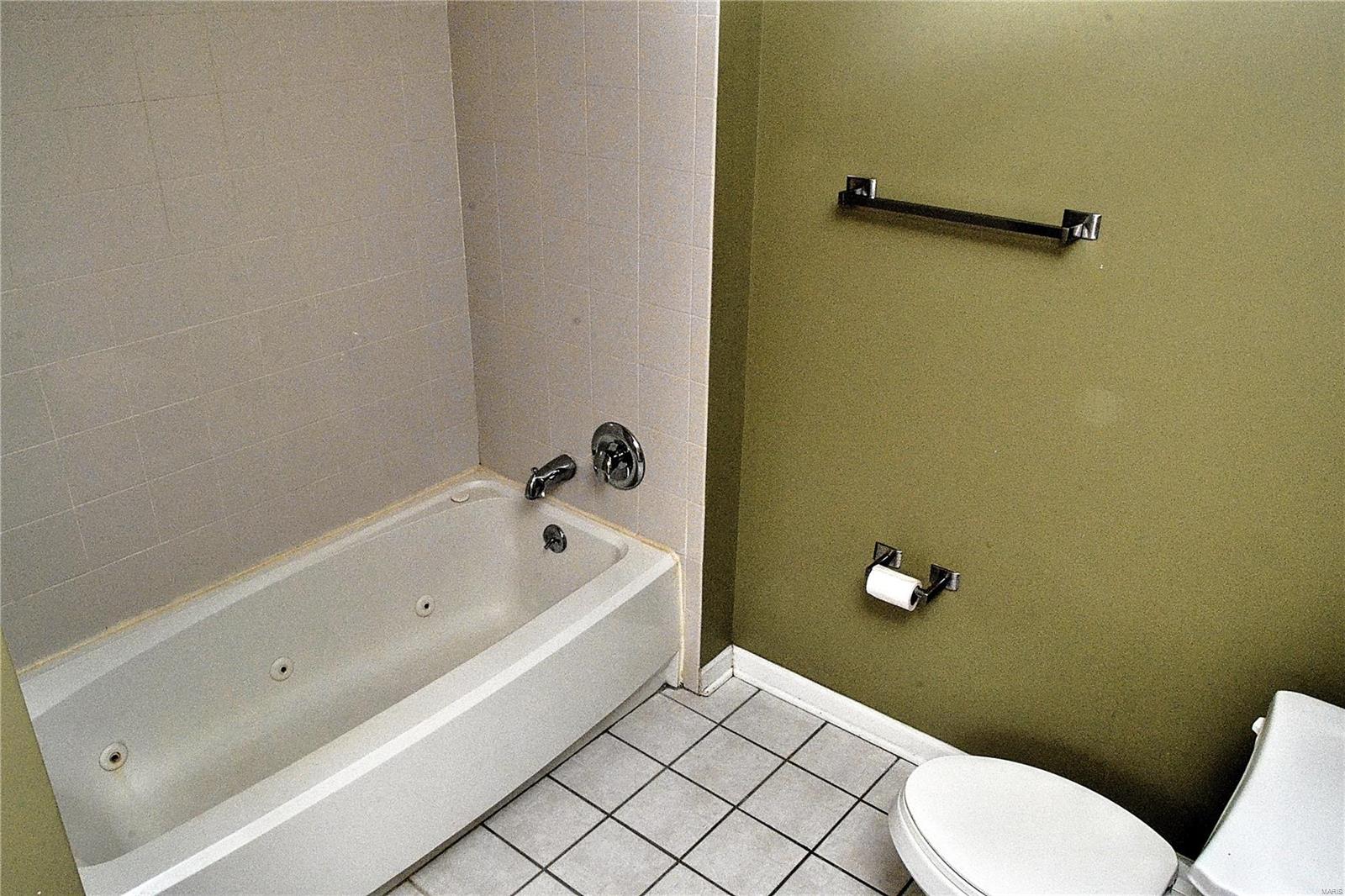 Terra Cotta Lofts Condo - Residential Lease