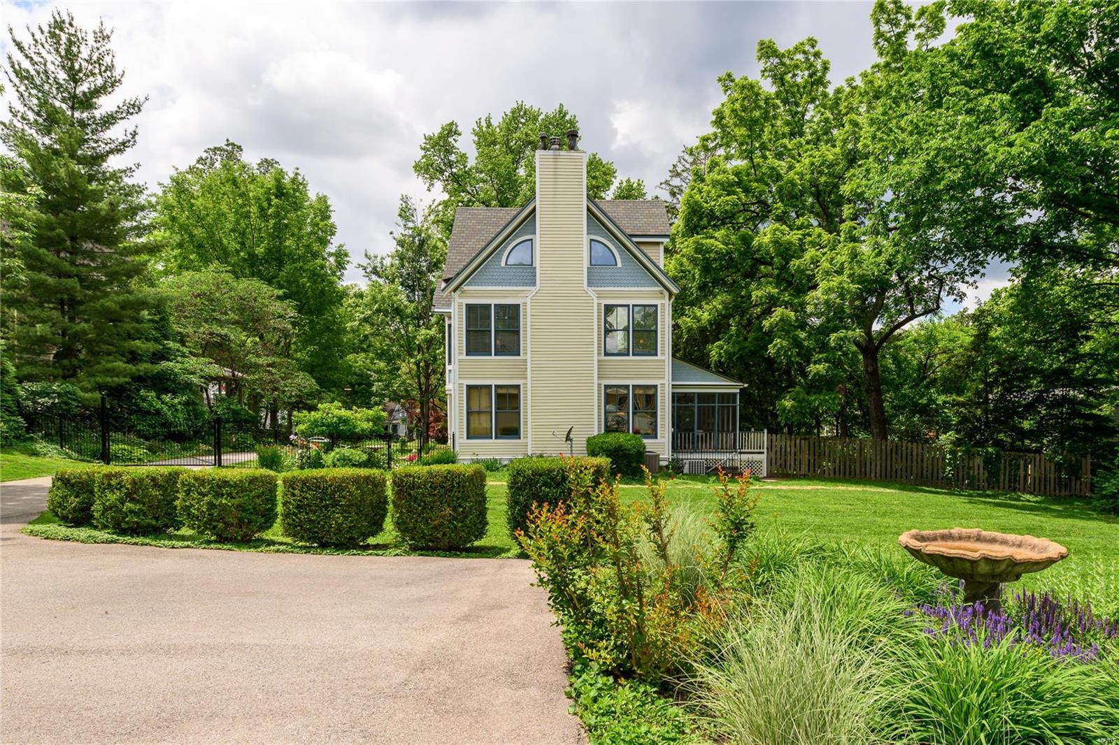 Saunders Lts A & B Bdy Adj - Residential