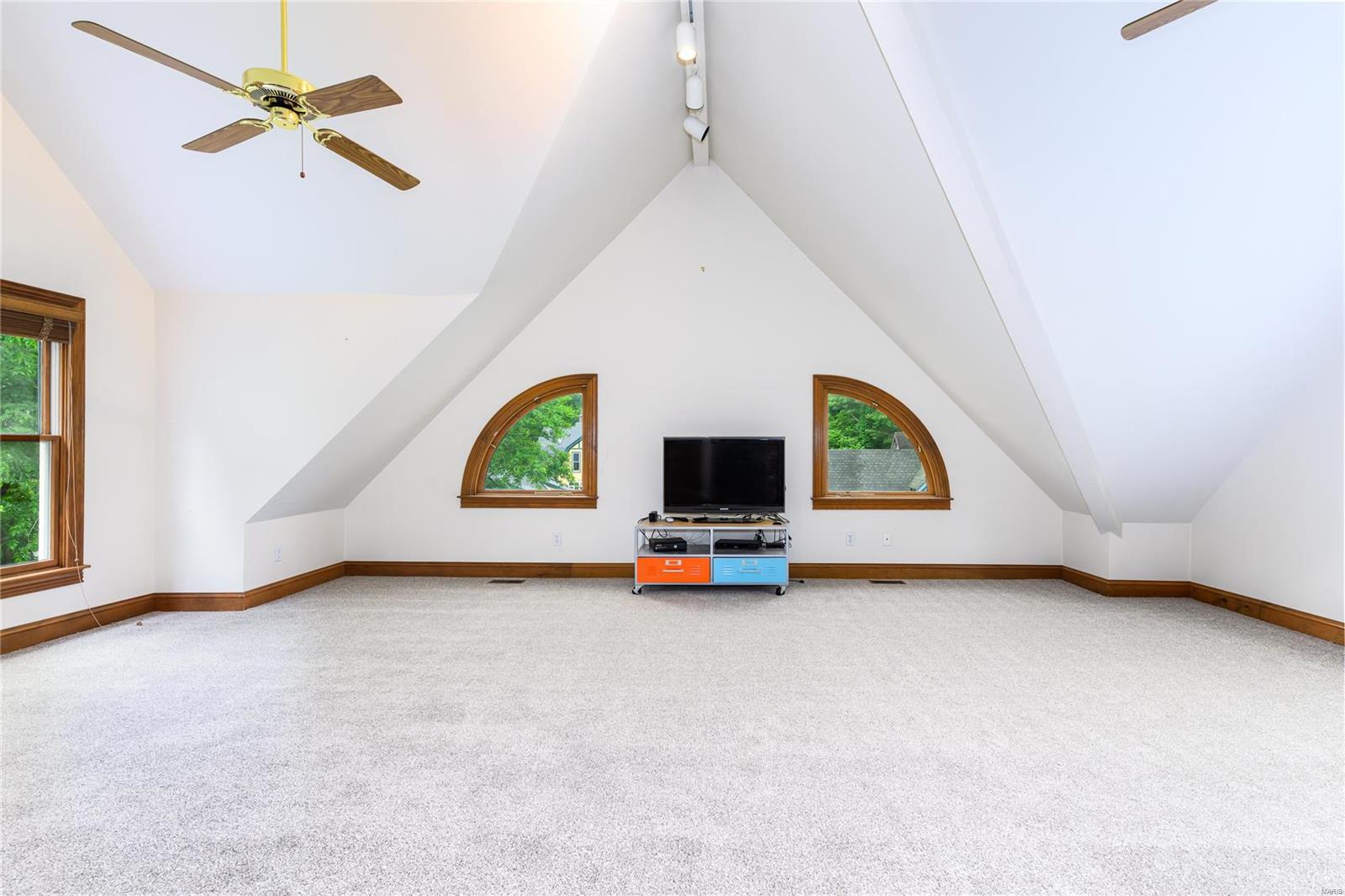 Saunders Lts A & B Bdy Adj - Residential