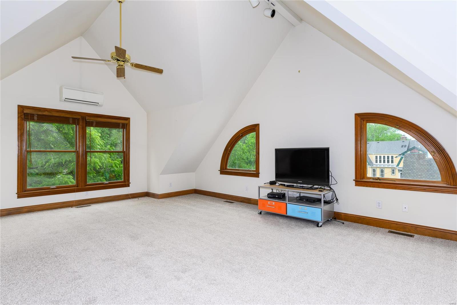 Saunders Lts A & B Bdy Adj - Residential