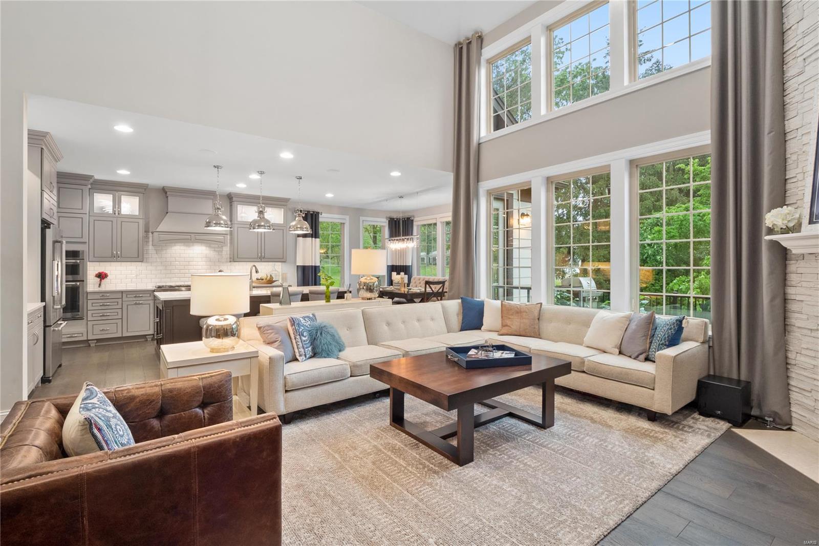 Woods Of Ladue The - Residential