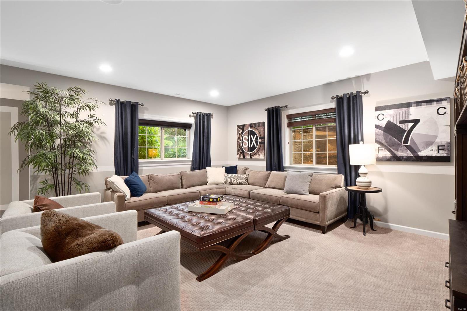 Woods Of Ladue The - Residential