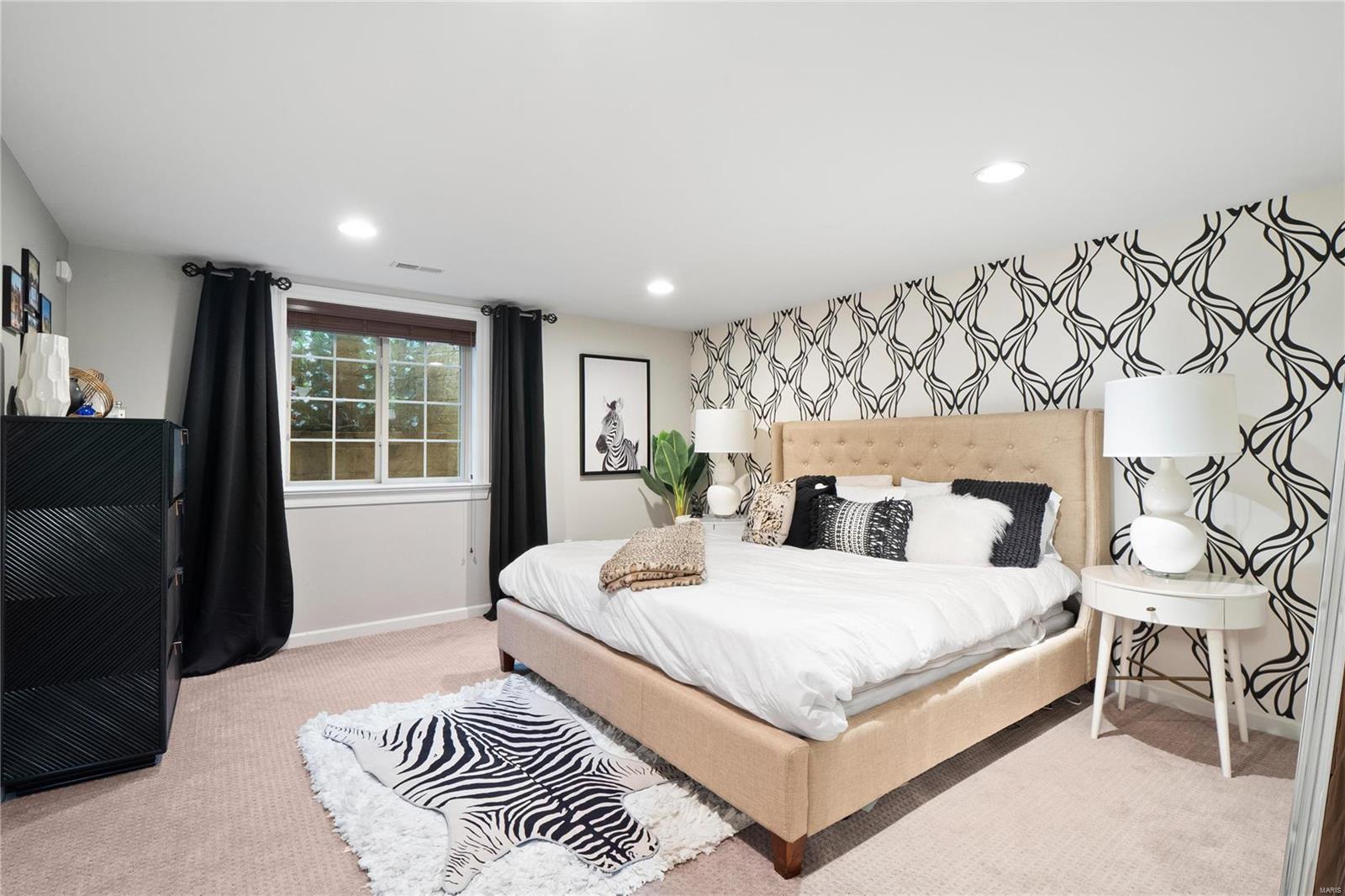 Woods Of Ladue The - Residential