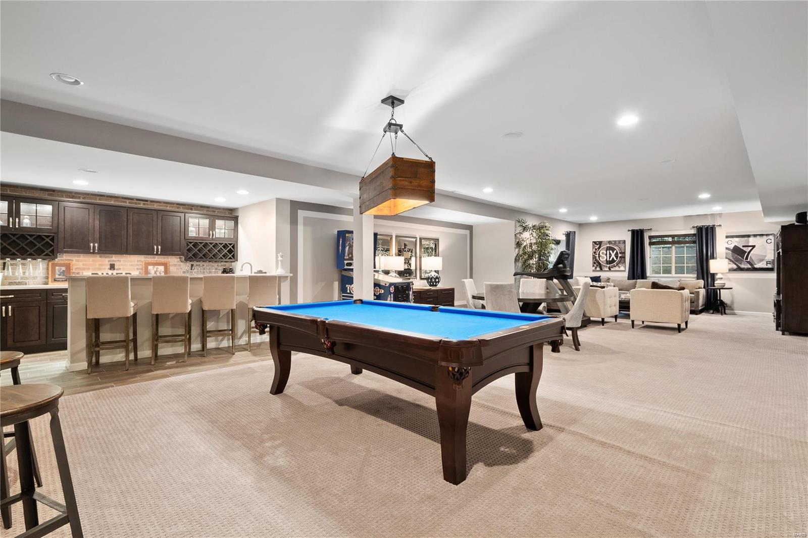 Woods Of Ladue The - Residential