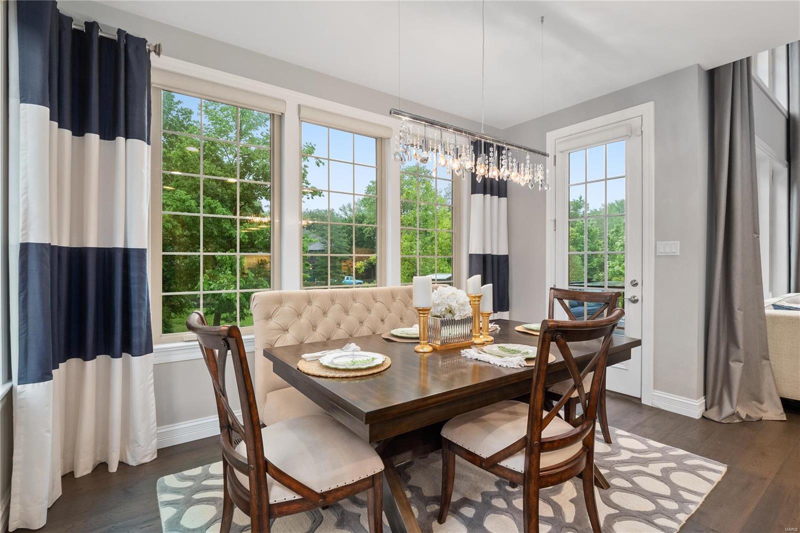 Woods Of Ladue The - Residential