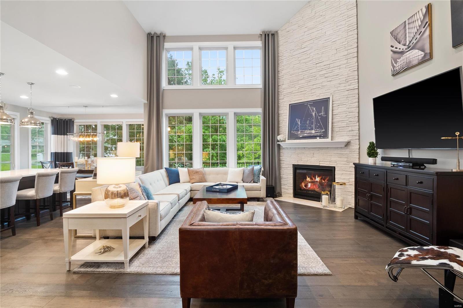 Woods Of Ladue The - Residential