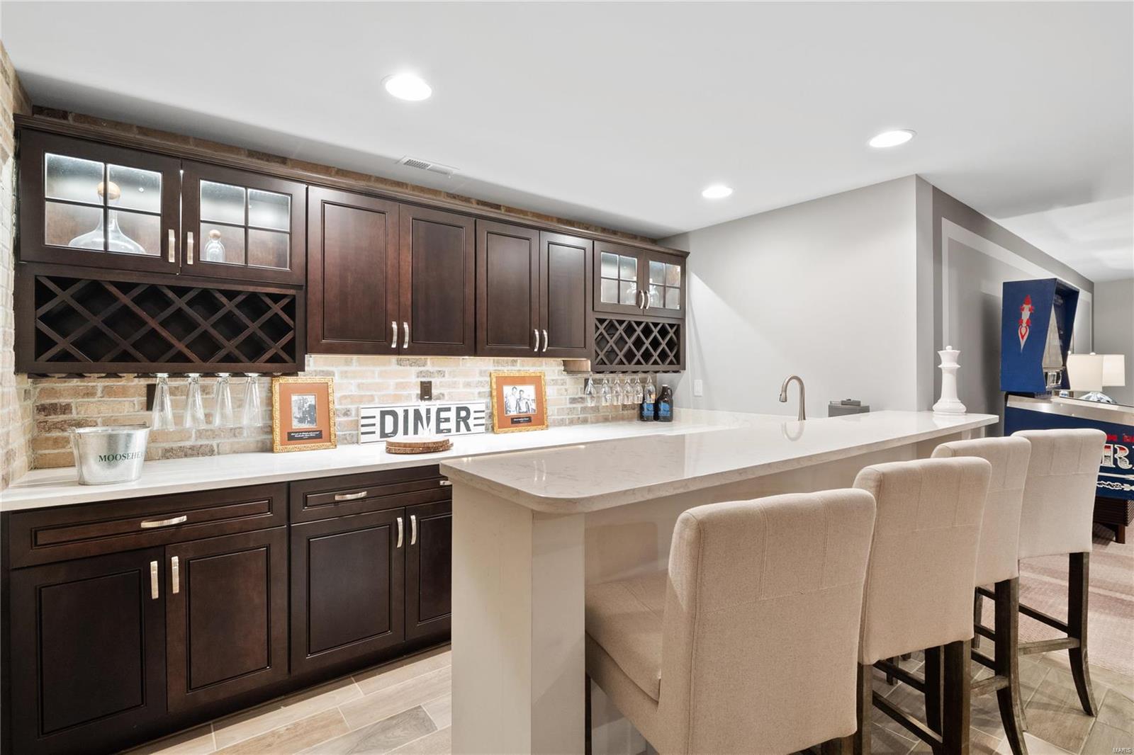 Woods Of Ladue The - Residential