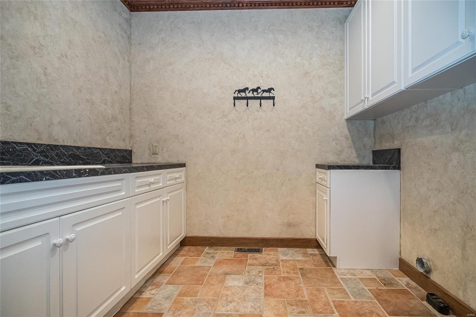 Wildhorse Spring Farm - Residential