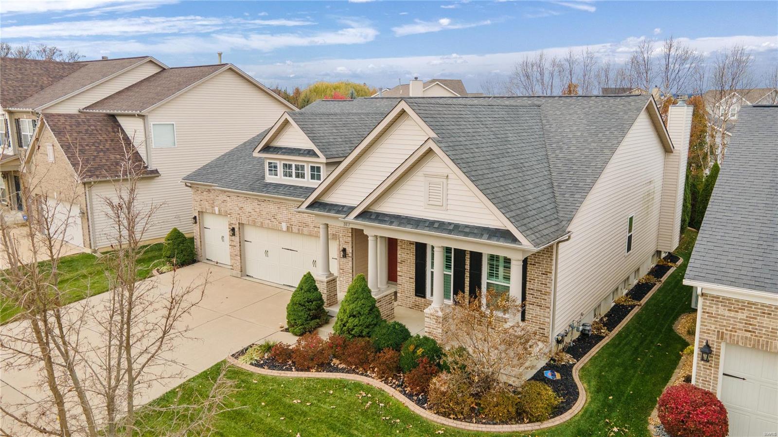 Lake St Louis, Missouri 63367, United States, 3 Bedrooms Bedrooms, ,3 BathroomsBathrooms,Residential,Pending,28956