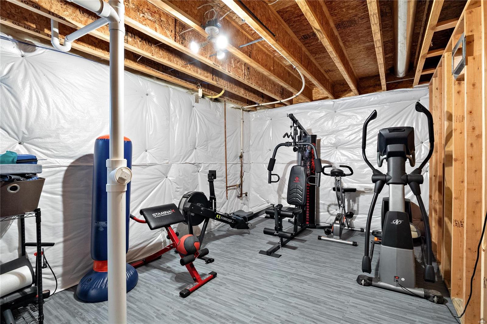 Lake St Louis, Missouri 63367, United States, 3 Bedrooms Bedrooms, ,3 BathroomsBathrooms,Residential,Pending,28956