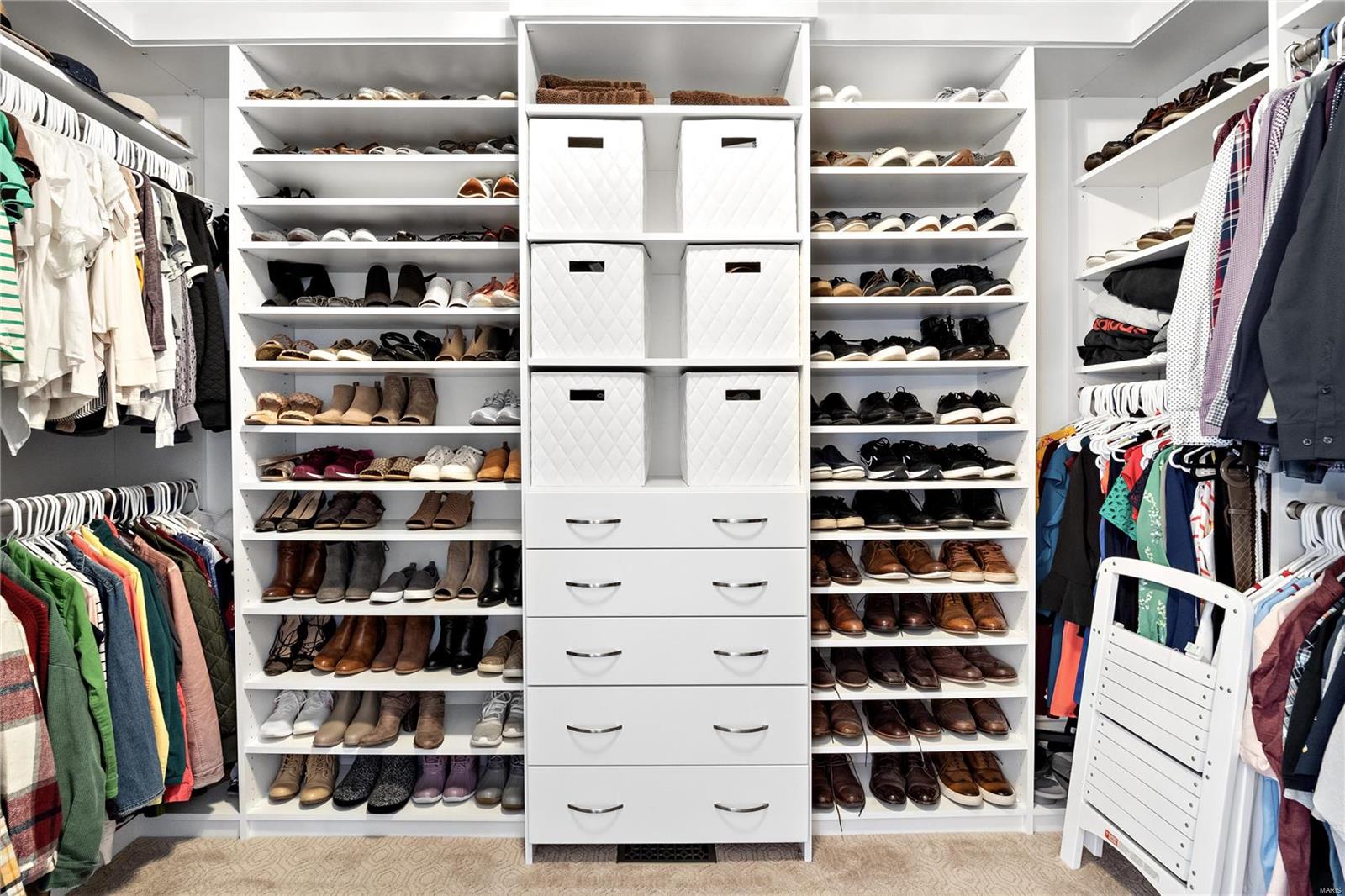 Lake St Louis, Missouri 63367, United States, 3 Bedrooms Bedrooms, ,3 BathroomsBathrooms,Residential,Pending,28956