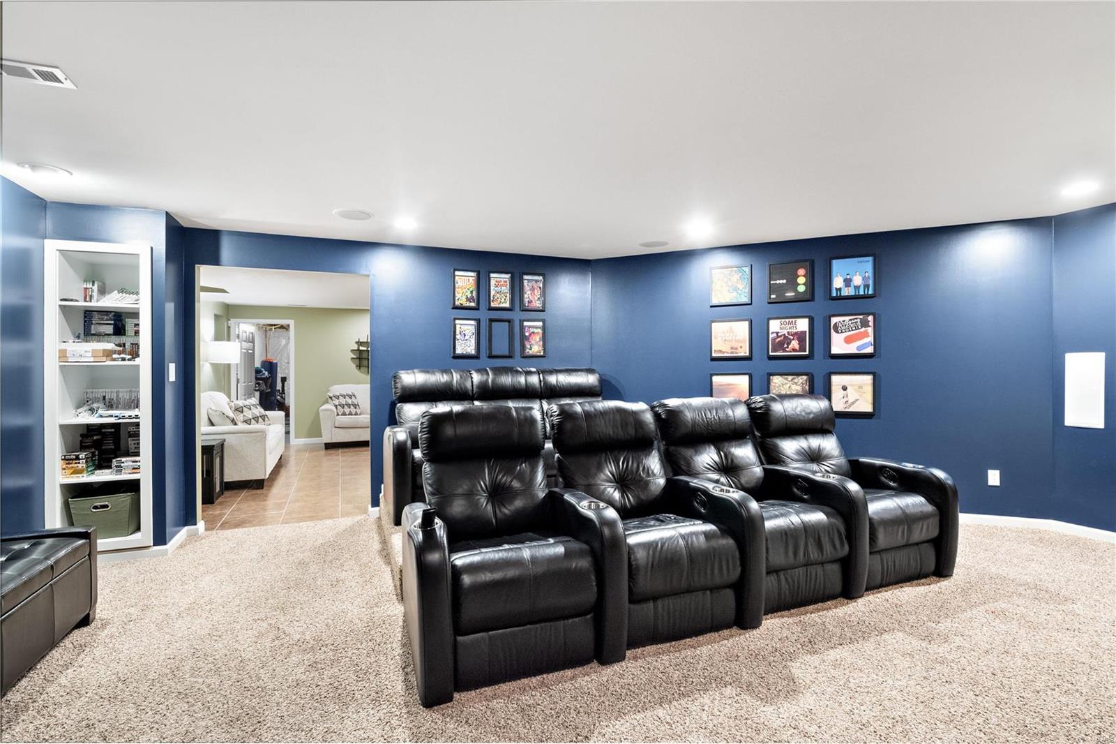 Lake St Louis, Missouri 63367, United States, 3 Bedrooms Bedrooms, ,3 BathroomsBathrooms,Residential,Pending,28956