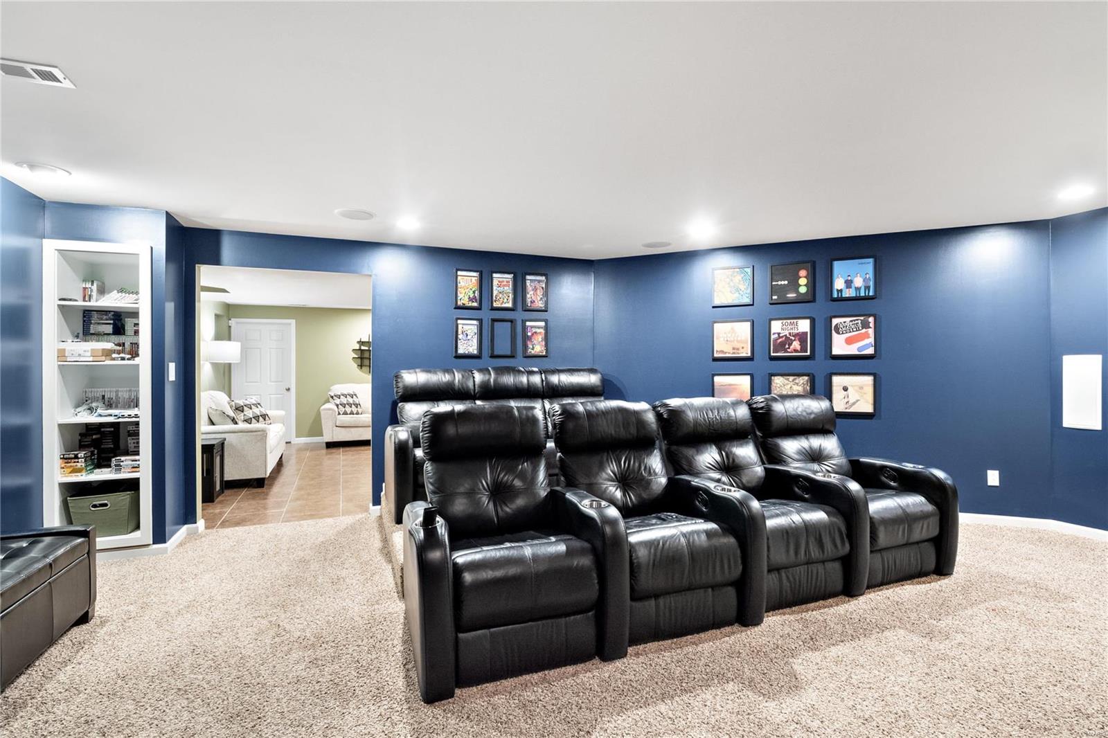 Lake St Louis, Missouri 63367, United States, 3 Bedrooms Bedrooms, ,3 BathroomsBathrooms,Residential,Pending,28956