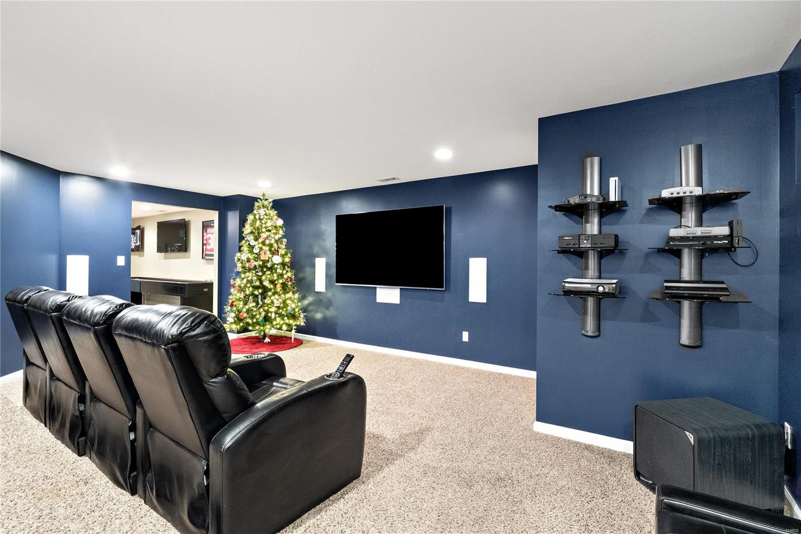 Lake St Louis, Missouri 63367, United States, 3 Bedrooms Bedrooms, ,3 BathroomsBathrooms,Residential,Pending,28956