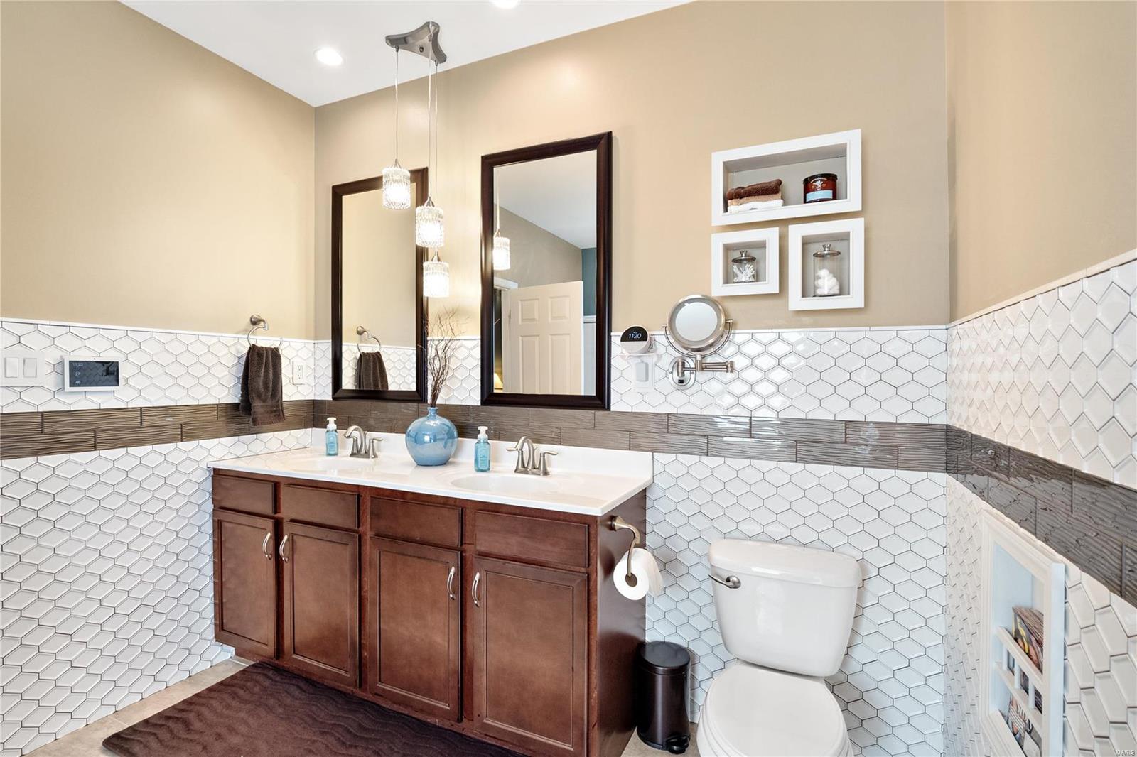 Lake St Louis, Missouri 63367, United States, 3 Bedrooms Bedrooms, ,3 BathroomsBathrooms,Residential,Pending,28956