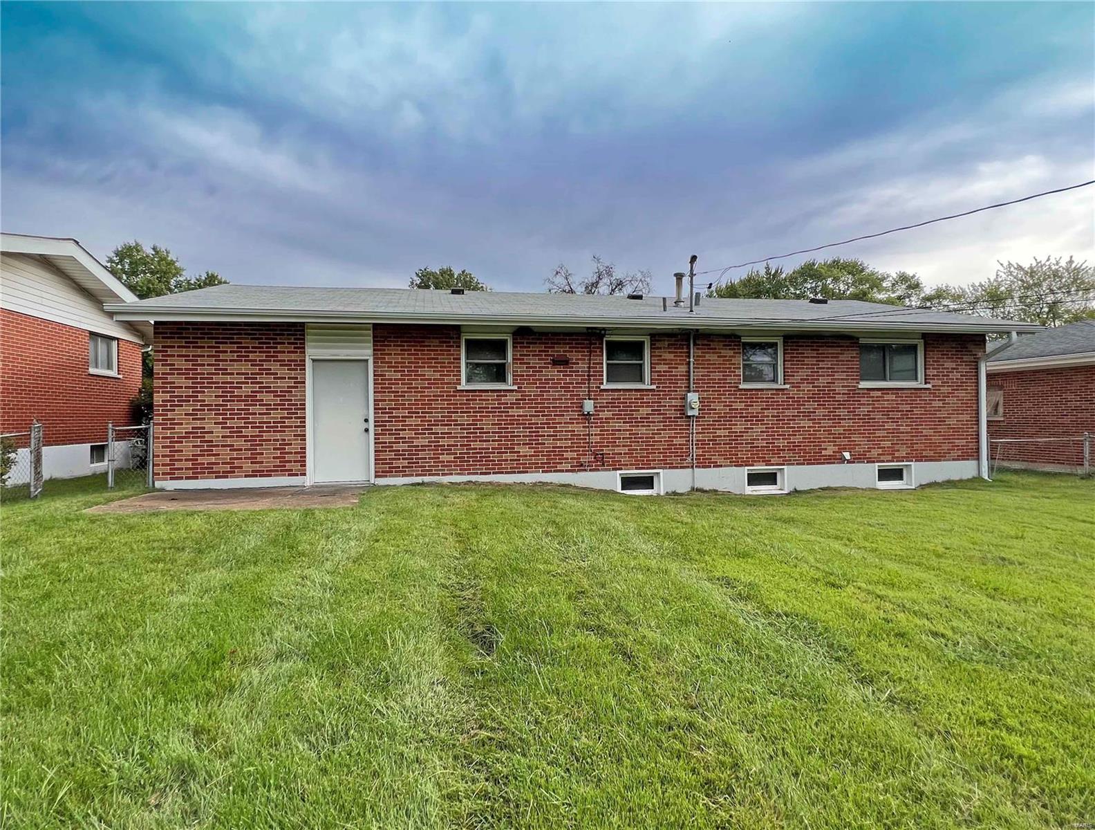 Bobbinray Sub 3 - Residential Lease