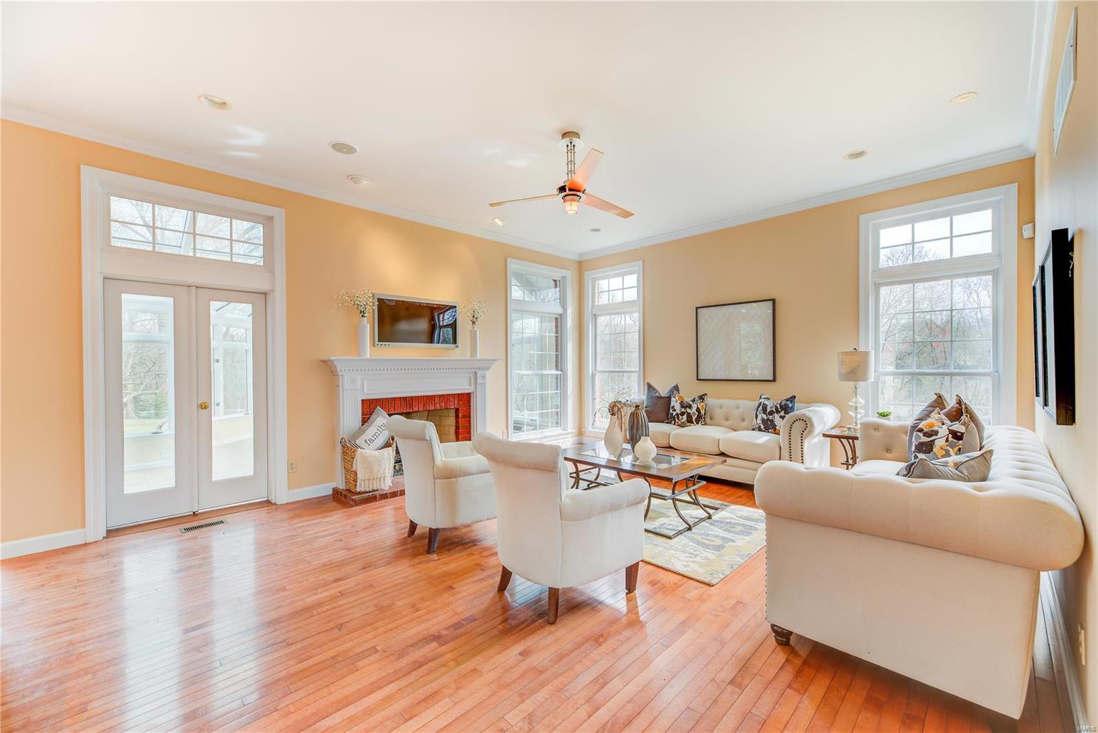 Longrove Lane - Residential