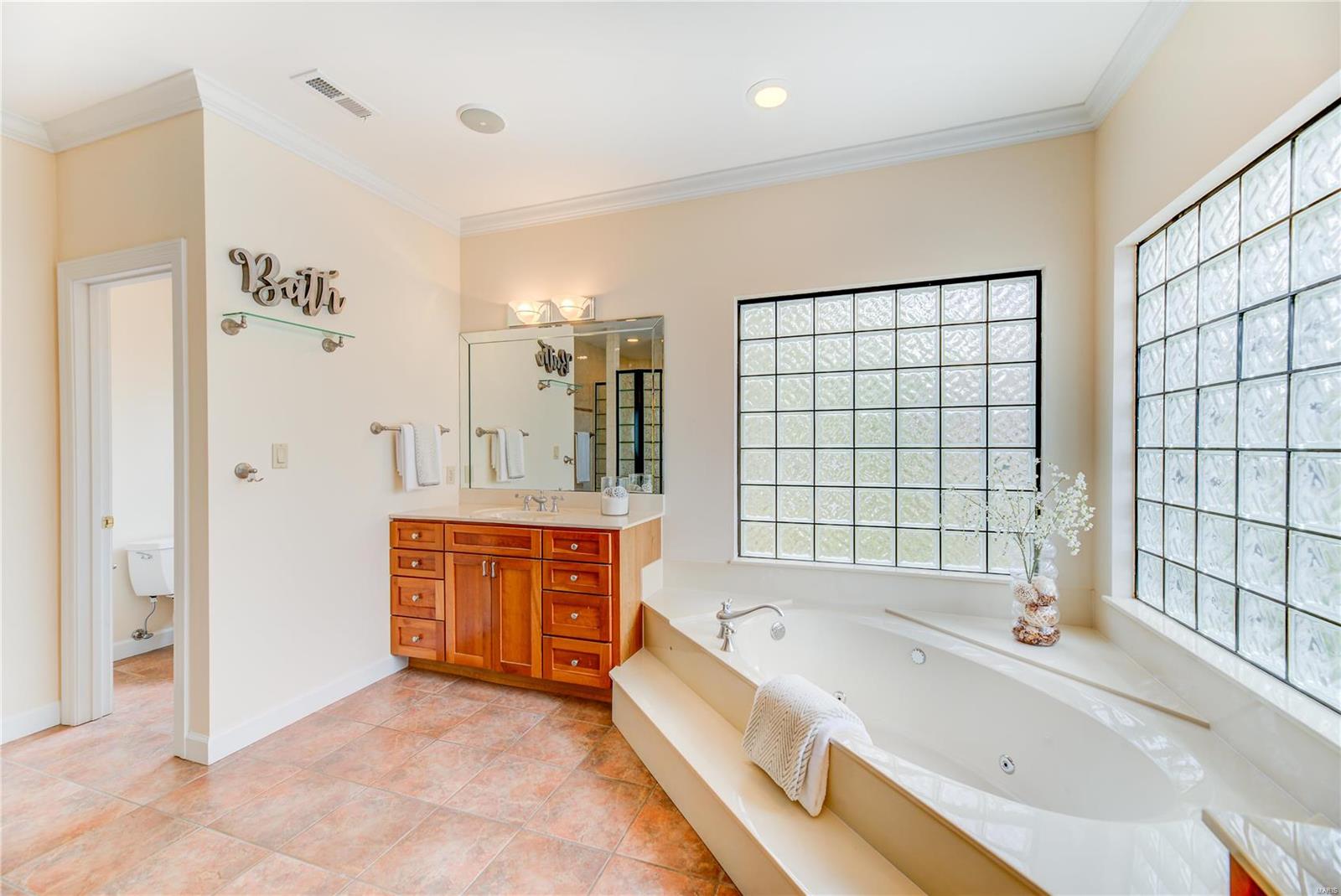 Longrove Lane - Residential