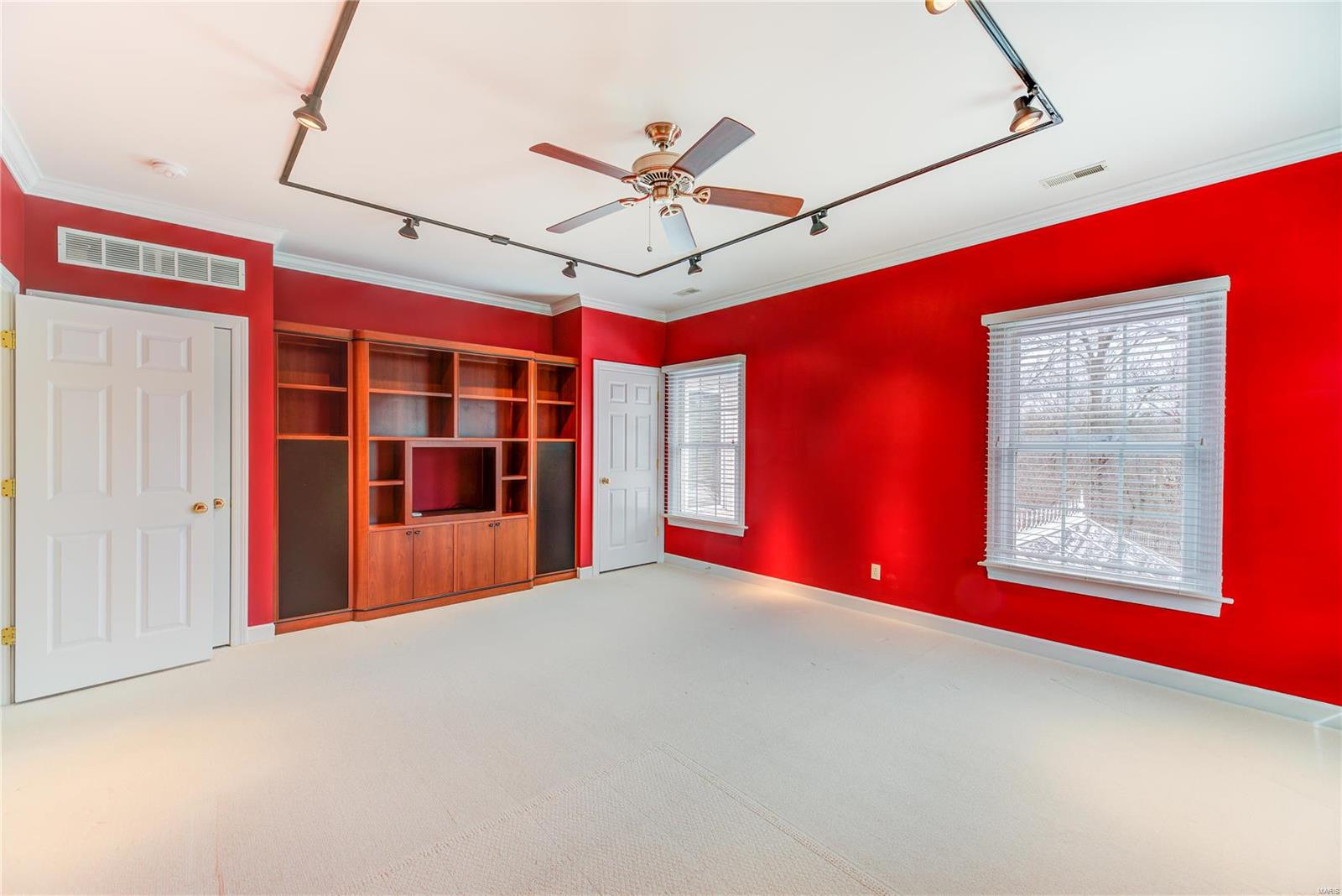 Longrove Lane - Residential