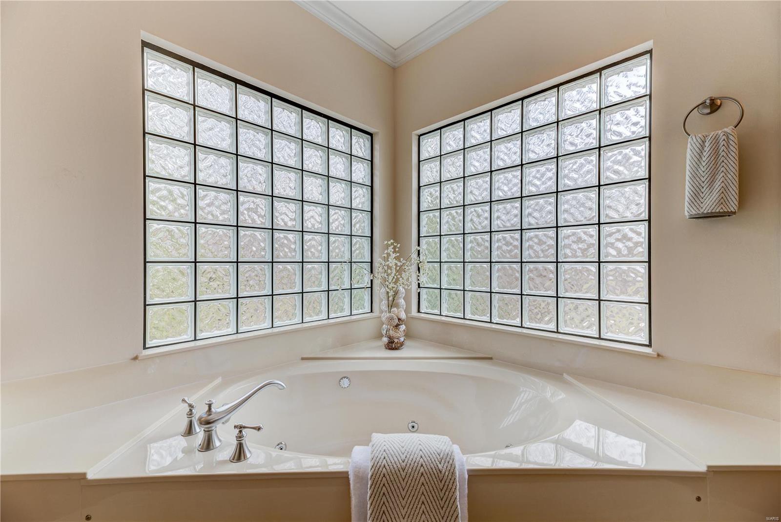 Longrove Lane - Residential