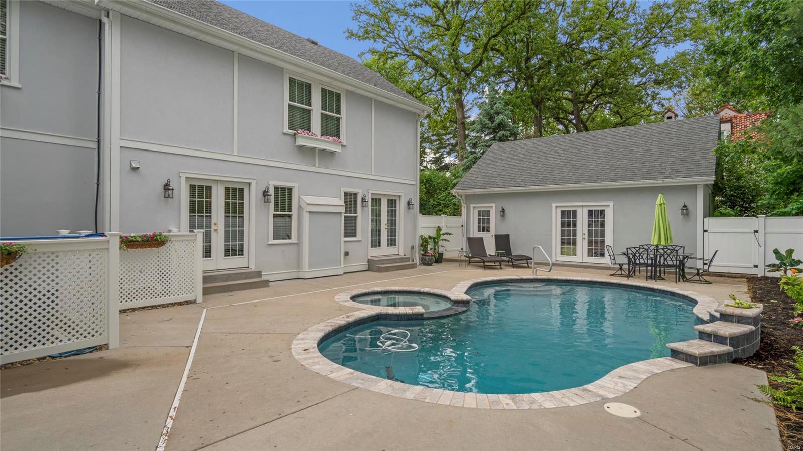 Sherwood Forest 2nd Add - Residential