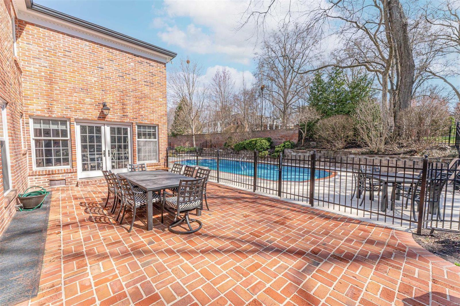 Gouvenor Lane - Residential