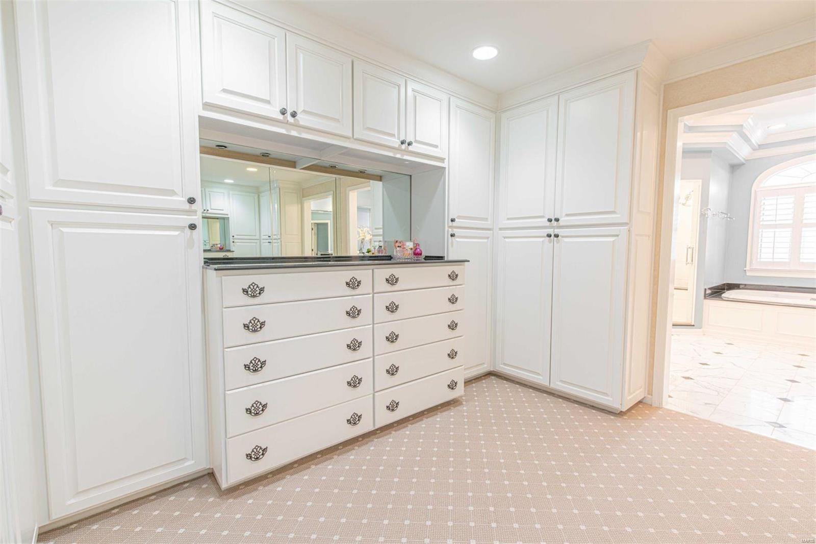 Gouvenor Lane - Residential