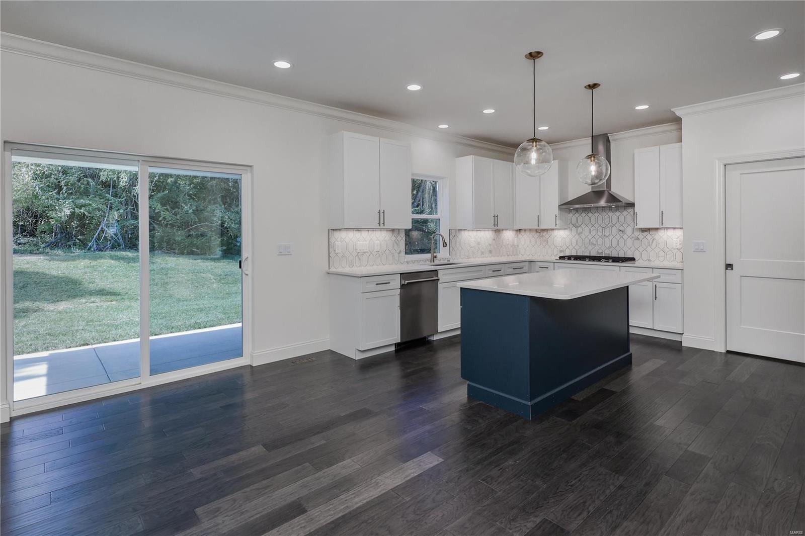 Birdie Lane - Residential