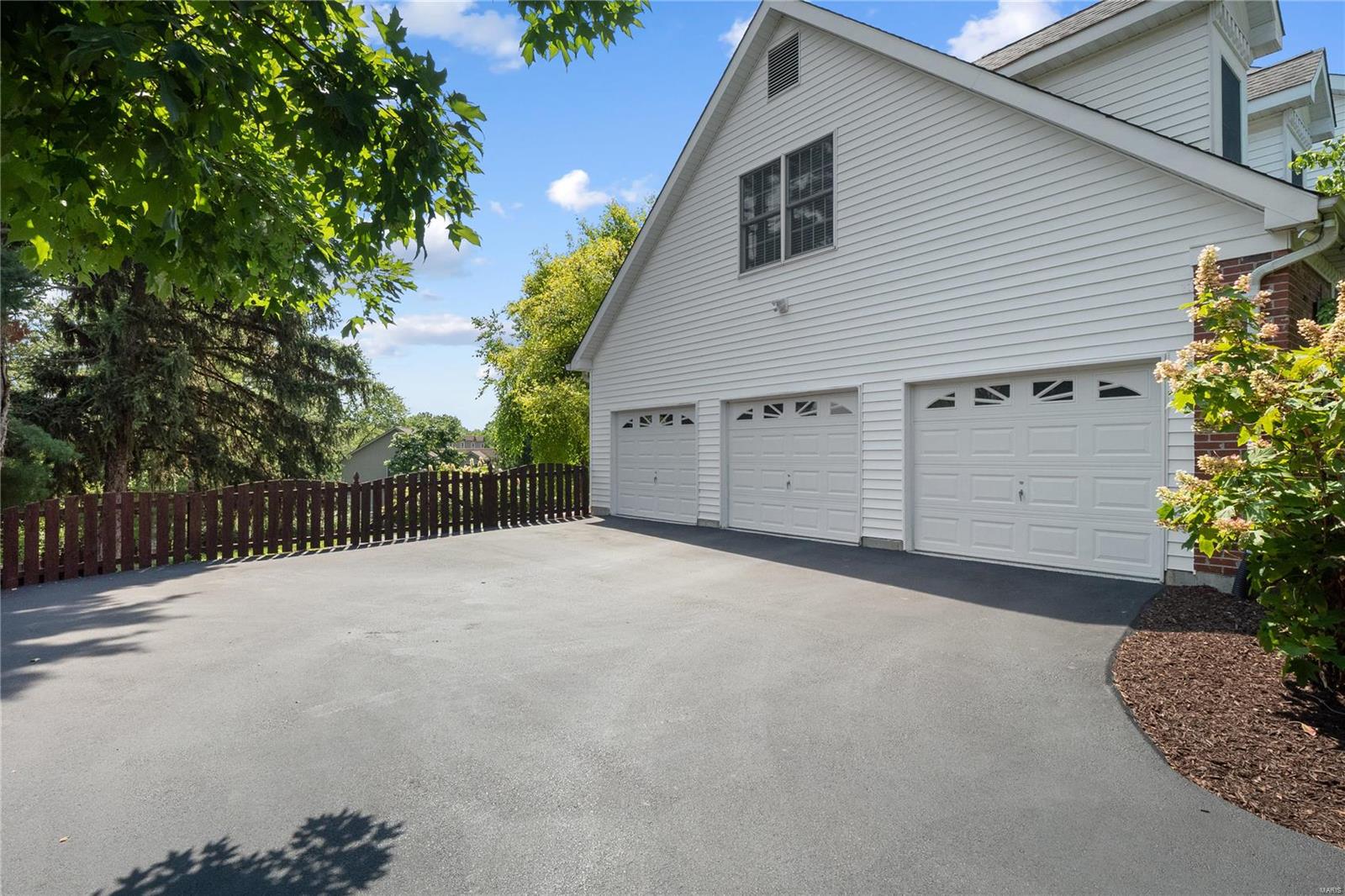 Colonial Hills - Residential