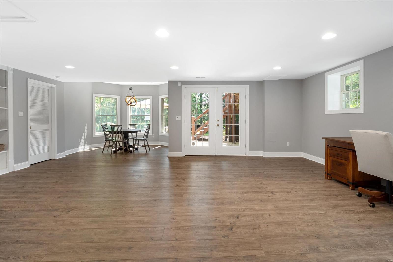 Colonial Hills - Residential