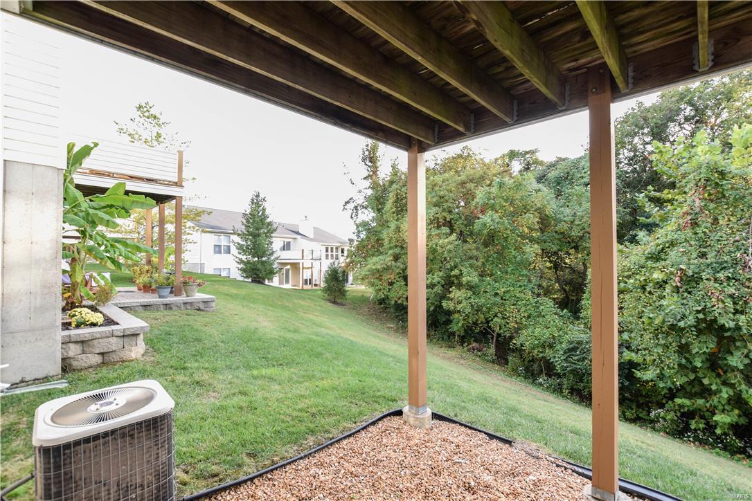 Villas At Ladue Bluffs - Residential