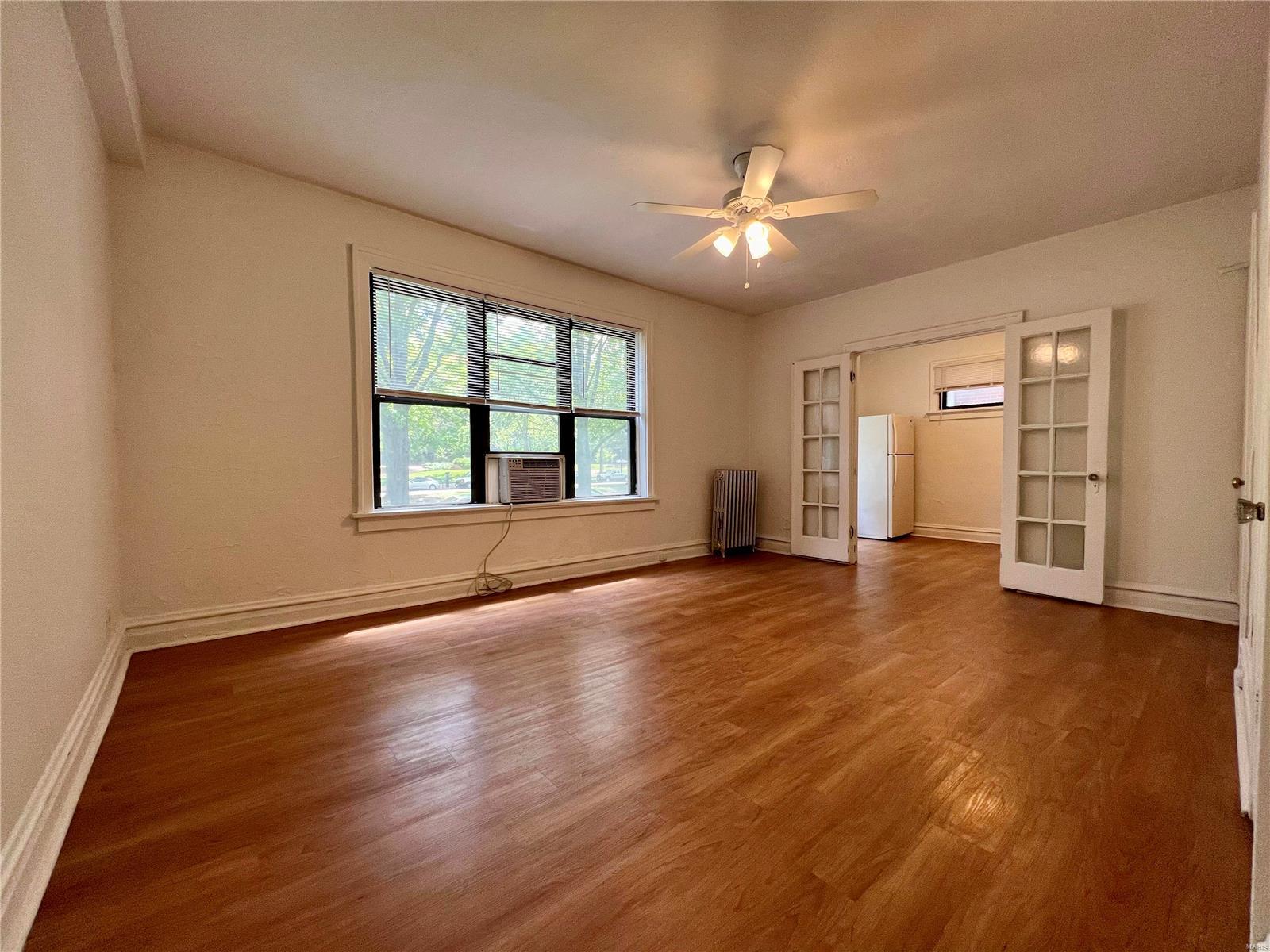 Laclede Ave & Forest Park Boule - Residential Income