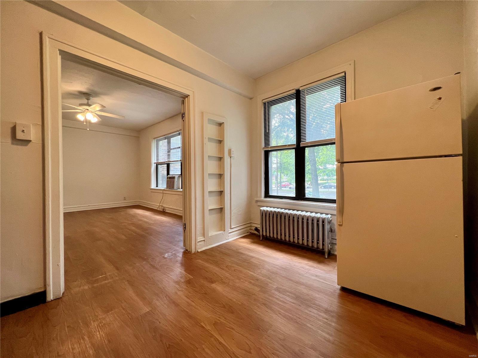 Laclede Ave & Forest Park Boule - Residential Income