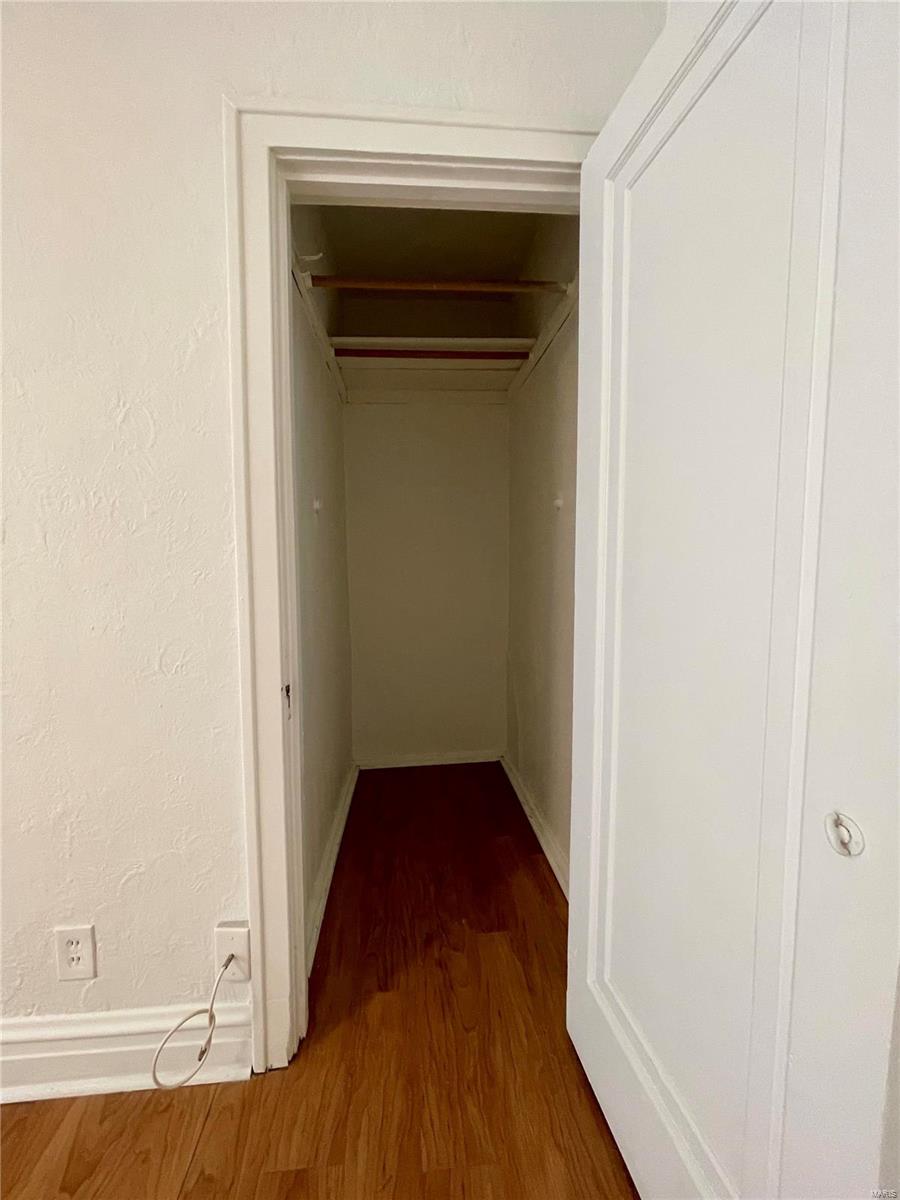 Laclede Ave & Forest Park Boule - Residential Income