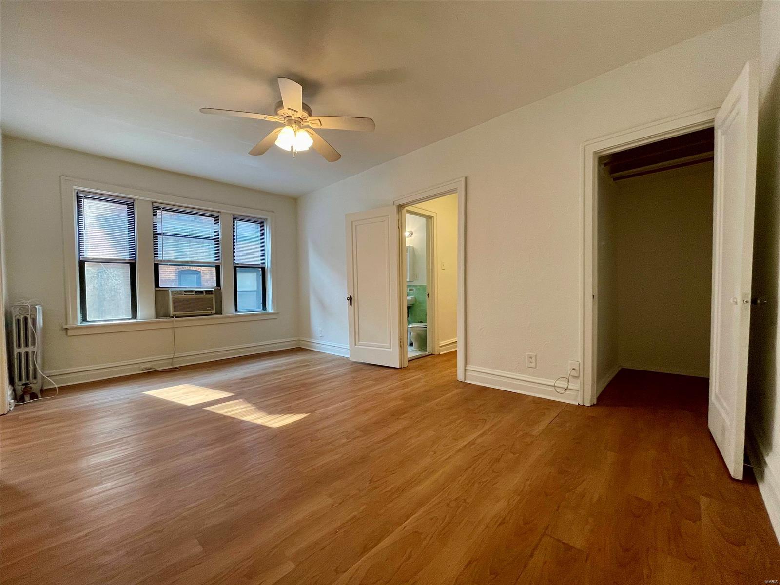 Laclede Ave & Forest Park Boule - Residential Income