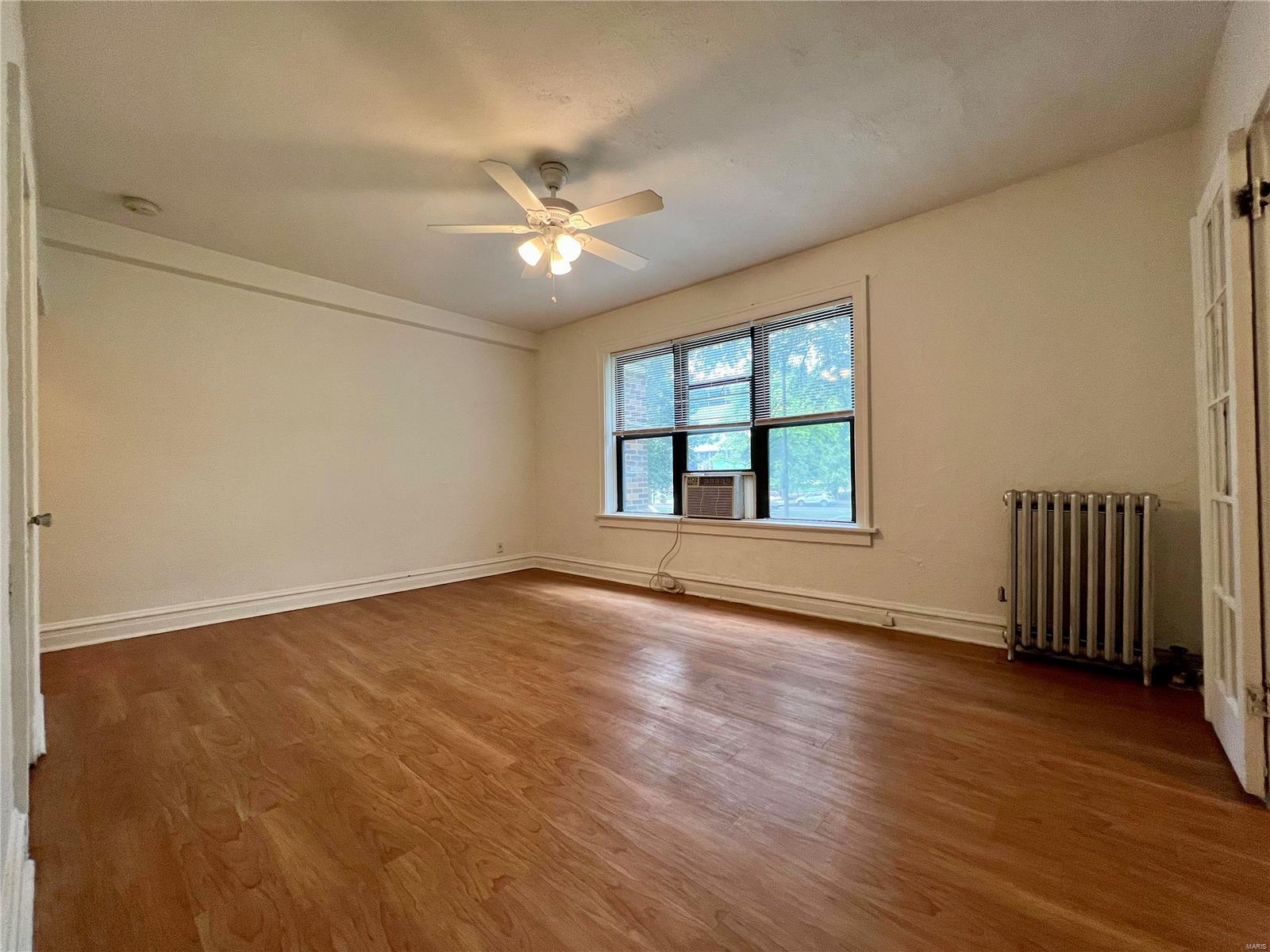 Laclede Ave & Forest Park Boule - Residential Income