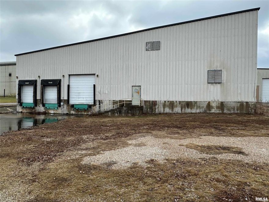 Prime Industrial Opportunity. Key features include: lots total 8.3-acres; from 14-37’ clear height; 13 docks doors and 4 drive-in doors; 200,980 sqft. structure comprised of 4 connected bldgs: 200 Front St (59,340 sqft) built 1997, 23’ clear, 6 dock, 1 drive in door, heated, insulated ceiling; 620 S Elm St. (28,800 sqft) built 1997, 37’ clear, 5 ton crane; 135 Front St (102,302sqft) built 1956 14’ clear; Lawn St. (10,120 sqft) 24’ clear. On State Rt 24, near US 36/Chicago to Kansas City Expwy. Close to Quincy Regional Airport & Quincy Barge Dock. Norfolk & Southern Rail Spur could be reactivated. The property offers excellent potential for various industries; spacious layout & central location make it ideal as national distribution hub. Utilities are provided by City of Monroe & CenturyLink/Ralls Electric Coop. A compelling option for businesses seeking a large-scale industrial space in the heart of the country. Parcel 2: 1-4-18-3-10-10, Parcel 3: 1-4-19-8-10-10, Parcel 4: 1-4-18-8-9-9 Location: City, Corner Location