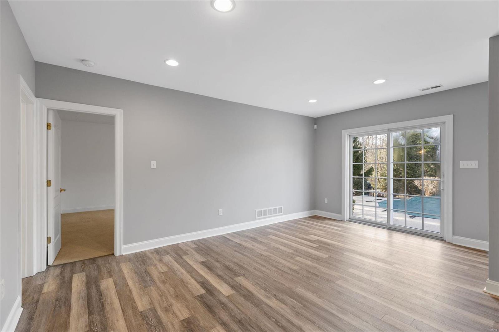 Seasons at Schoettler - Residential