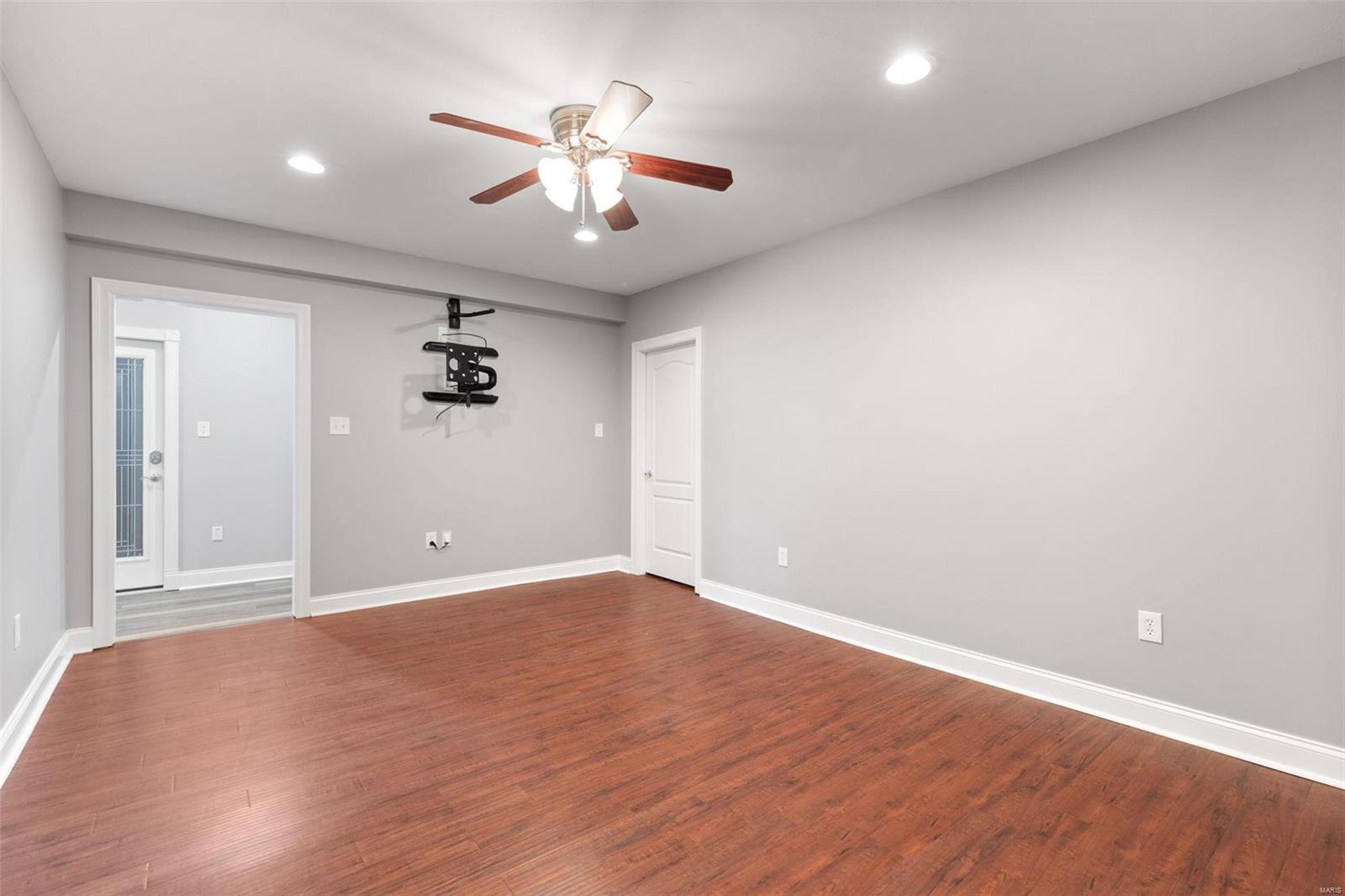 Seasons at Schoettler - Residential