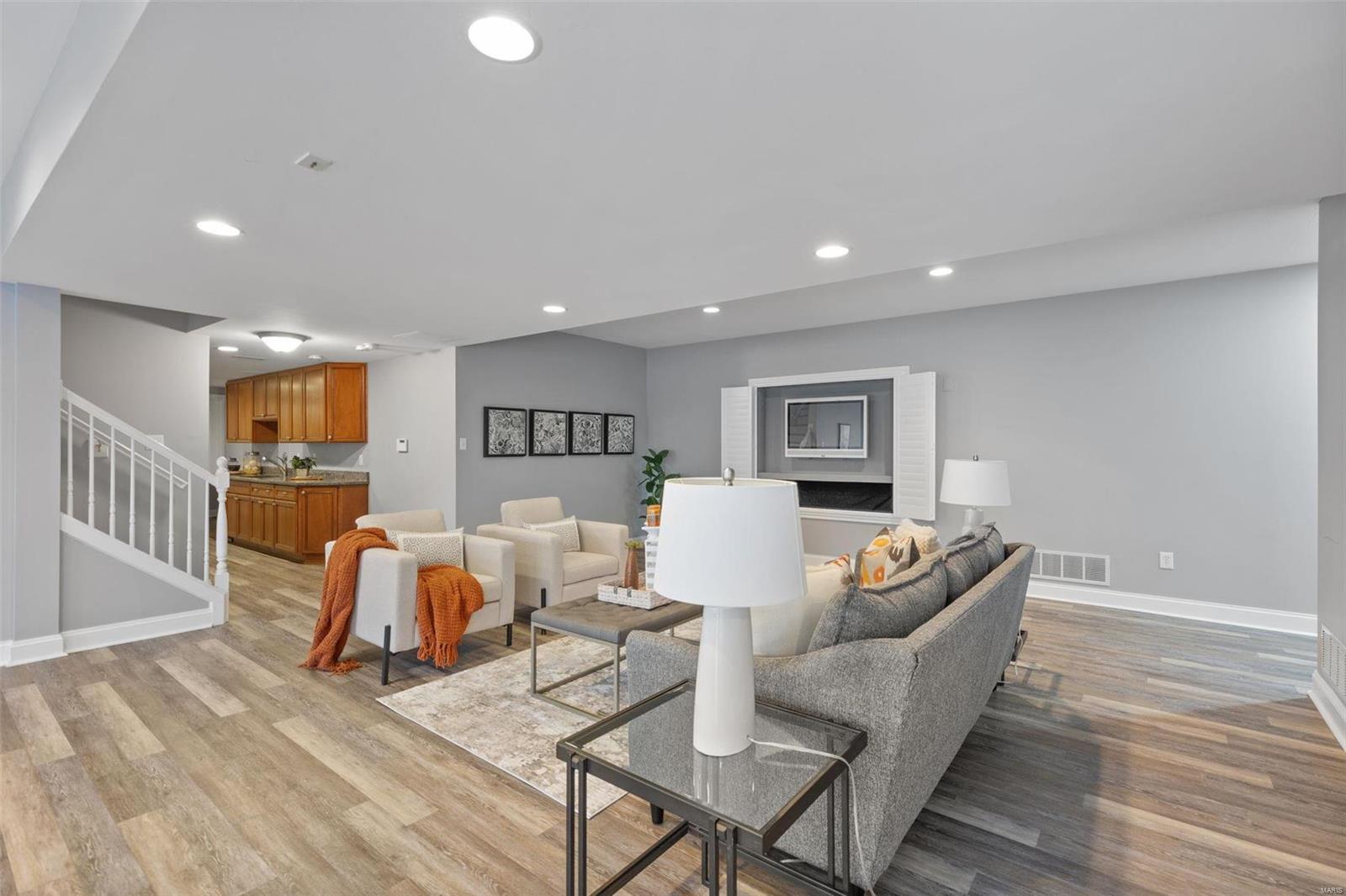 Seasons at Schoettler - Residential