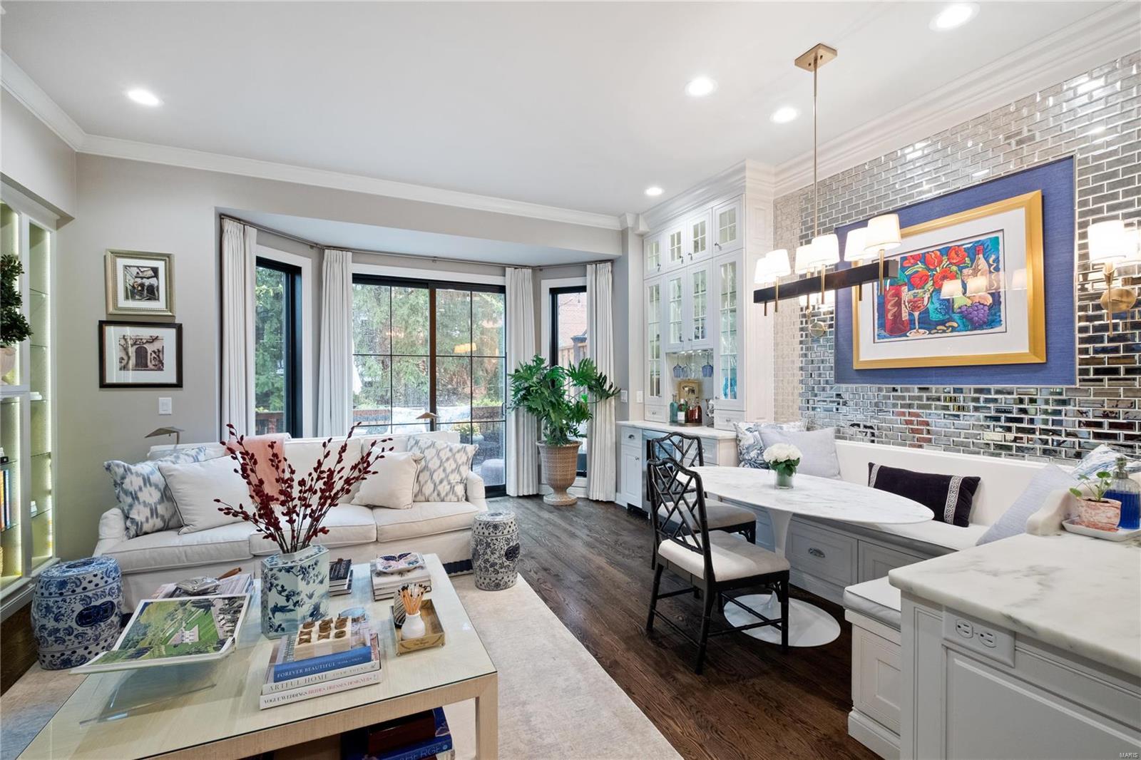 Brighton Way Twnhms A Condo - Residential